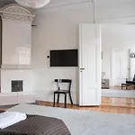 Exclusive And Light 3 Room Appartment In Sofo 97Sqm